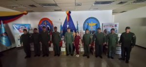 aviacion-militar-bolivariana-recibe-donativo-de-medicinas