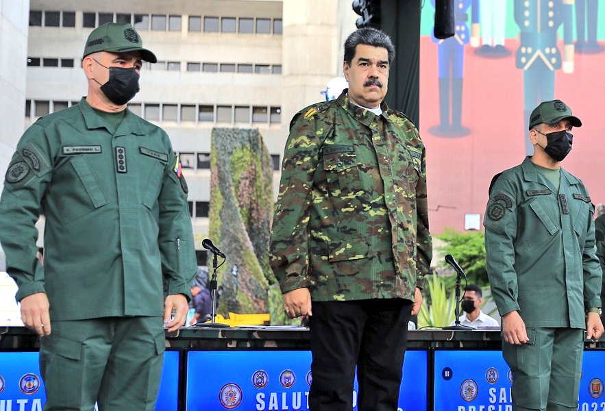 CJ Nicolás Maduro lideró acto de salutación a la FANB